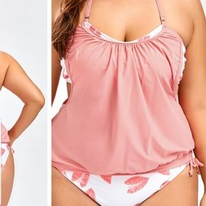 ❣NEW Tropical Plus Size Halter Tankini❣